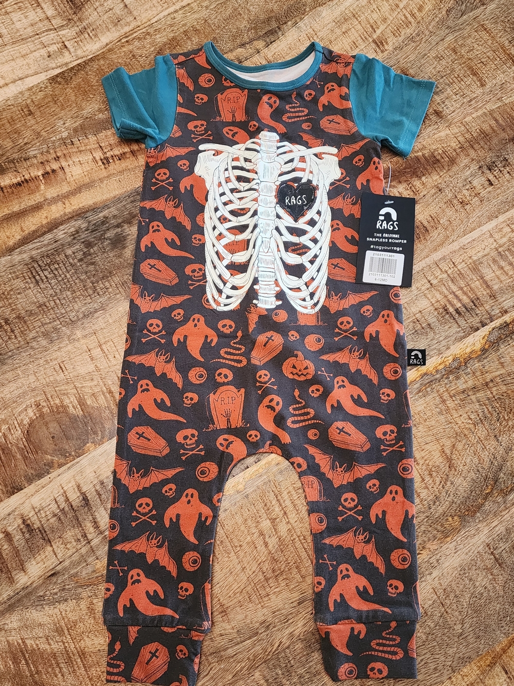 Skellies Rags To Raches Rompers 6-12 - Picture 3 of 4